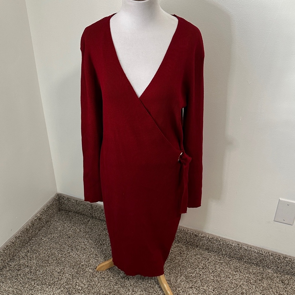 😊 NWT Questions? Wrap Sweater Midi Dress